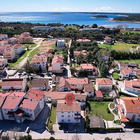 Apartmani Suhi Brod Medulin Eksteriør bilde