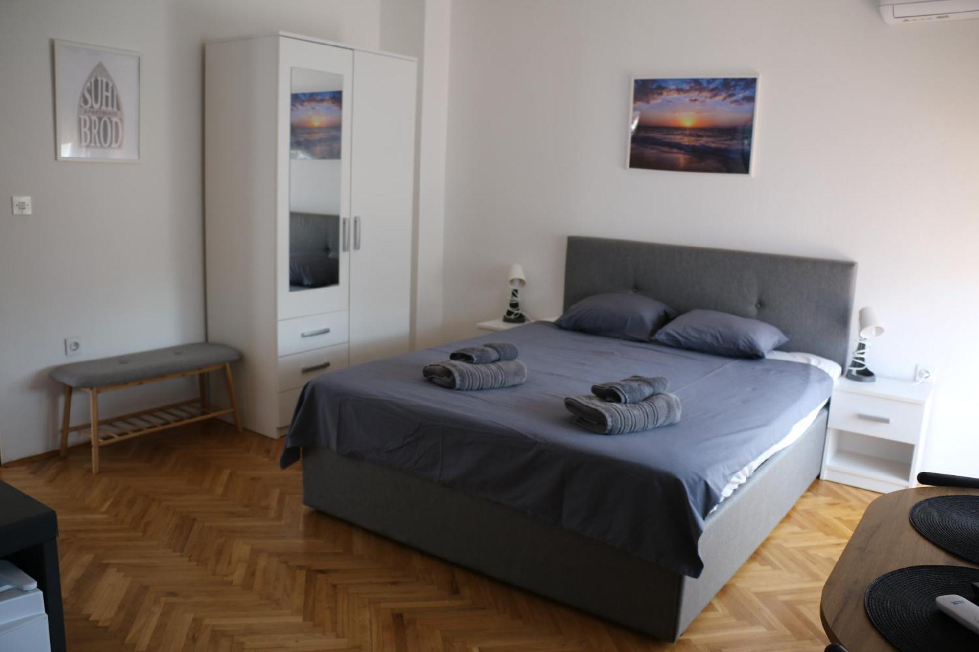 Apartmani Suhi Brod Medulin Eksteriør bilde